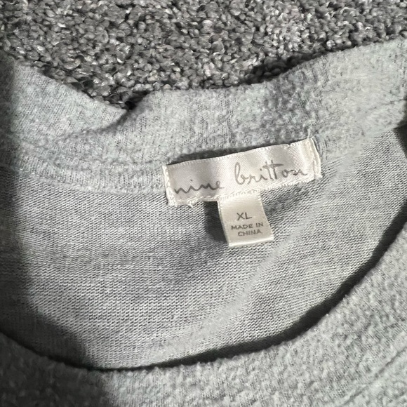 Sweater - Picture 2 of 3